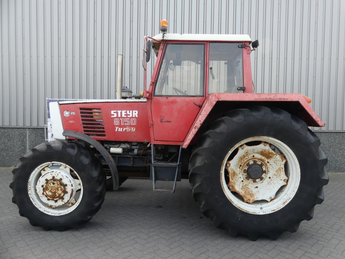 Steyr 8150 - Farm tractor: picture 4 Steyr 8150 - Farm tractor: picture 4