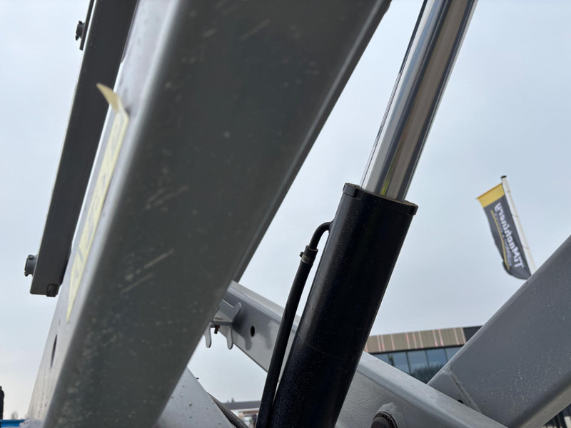 Scissor lift Genie GS2646: picture 20