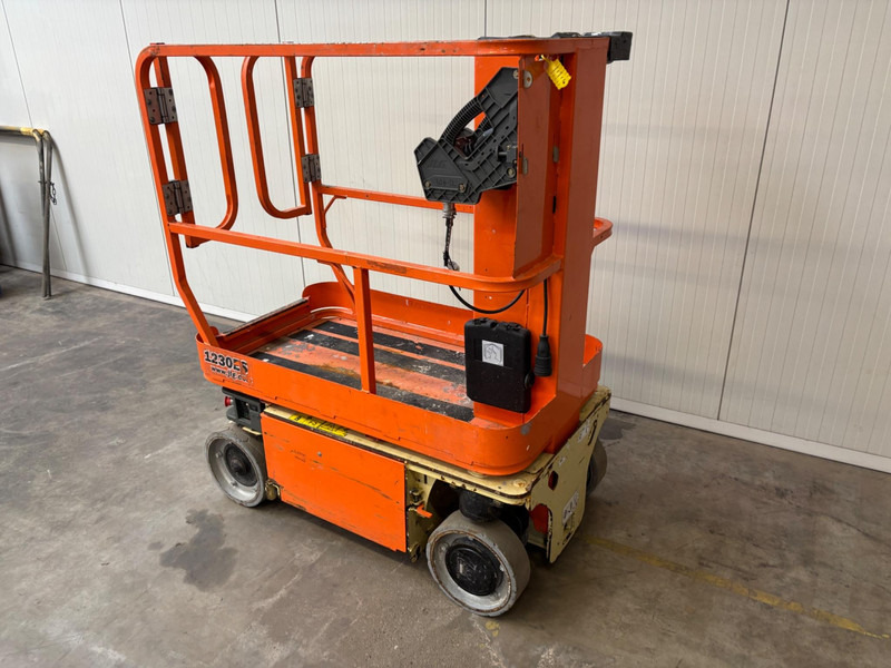 JLG 1230ES - Aerial platform: picture 3 JLG 1230ES - Aerial platform: picture 3