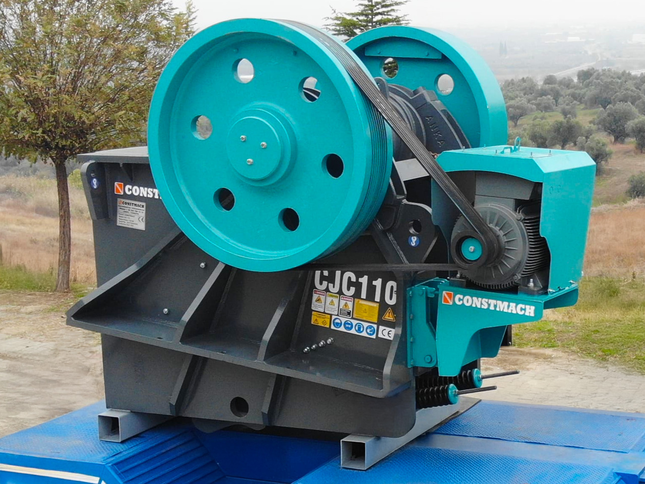 Constmach 420-850 Tph Backenbrecher Bester Preis - Jaw crusher: picture 4 Constmach 420-850 Tph Backenbrecher Bester Preis - Jaw crusher: picture 4