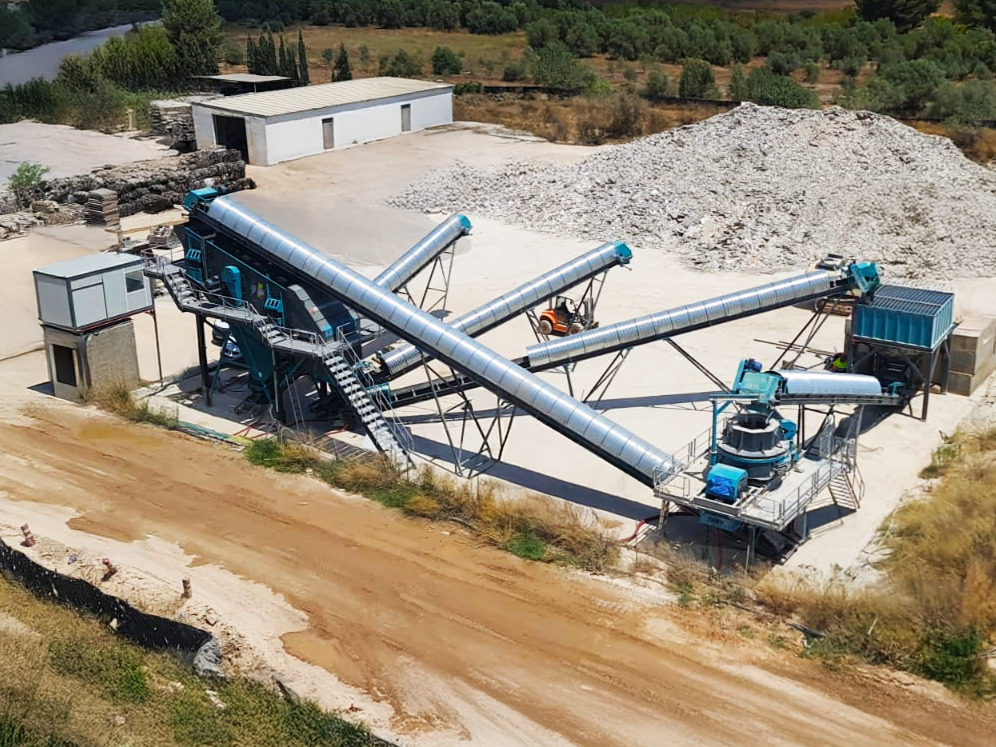 New Crusher Constmach Stationäre Basalt Steinbrechanlage 250-300 t/h: picture 6