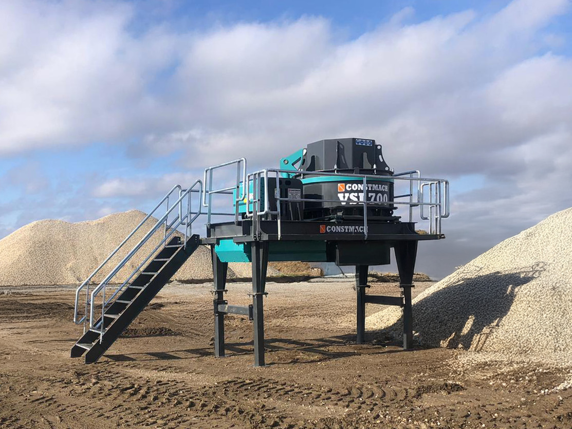 Constmach Vertical Shaft Impact Crusher with a Capacity of 65 to 400 T/H - Impact crusher: picture 3 Constmach Vertical Shaft Impact Crusher with a Capacity of 65 to 400 T/H - Impact crusher: picture 3