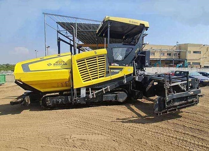 Bomag BF700C-2 - Asphalt paver: picture 2 Bomag BF700C-2 - Asphalt paver: picture 2