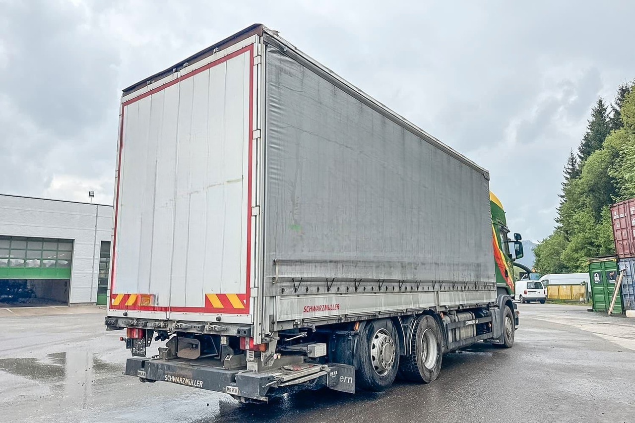 Scania R450 - Curtain side truck: picture 5 Scania R450 - Curtain side truck: picture 5