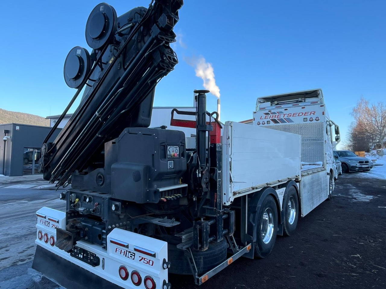 Volvo FH16 750 HIAB X-HIBRO 232 ES-5 6x4 - Crane truck: picture 4 Volvo FH16 750 HIAB X-HIBRO 232 ES-5 6x4 - Crane truck: picture 4