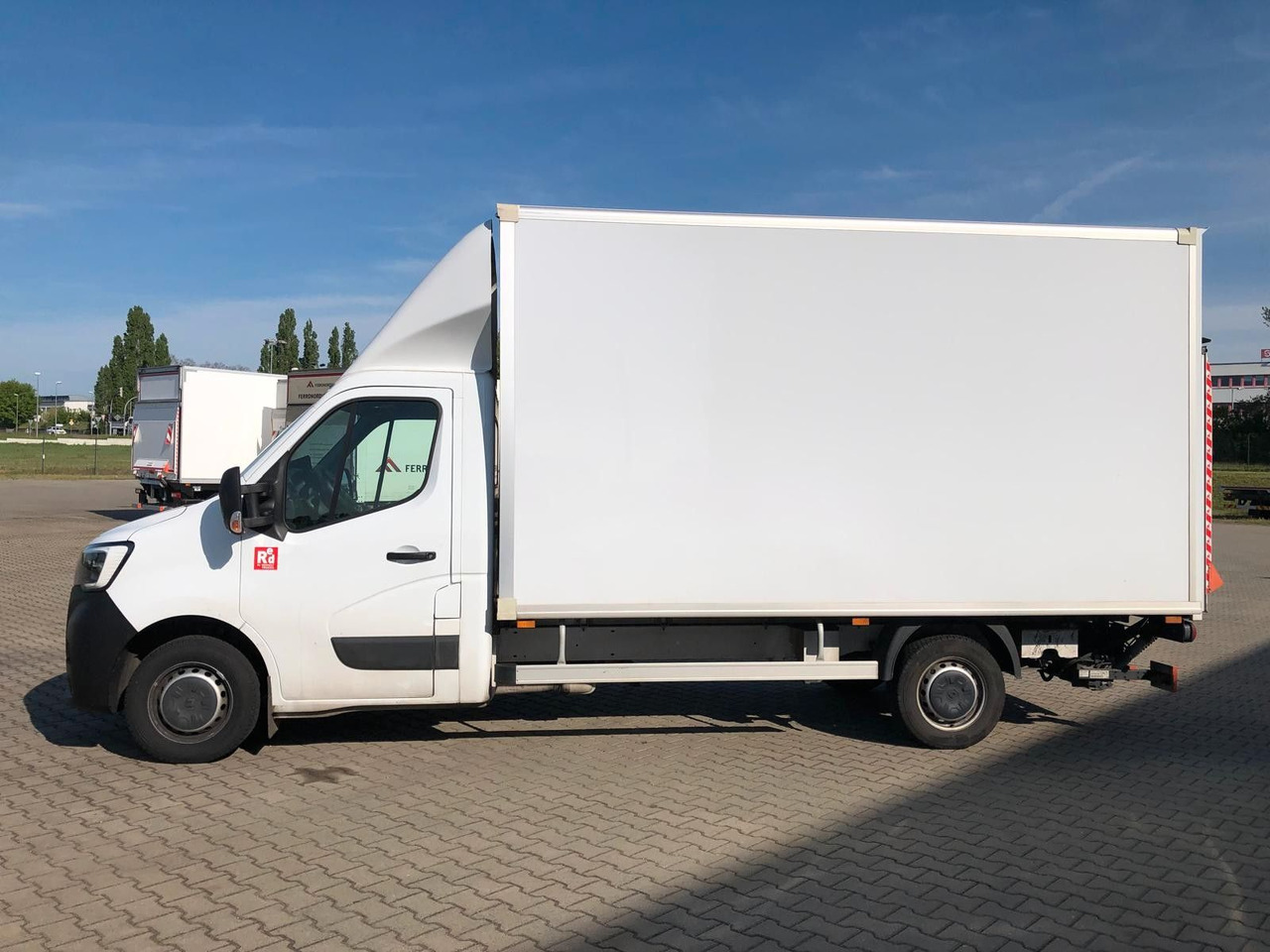 Renault MASTER RED 3.5T*LBW*Klima*4.2m*AUCH MIETE - Closed box van: picture 3 Renault MASTER RED 3.5T*LBW*Klima*4.2m*AUCH MIETE - Closed box van: picture 3