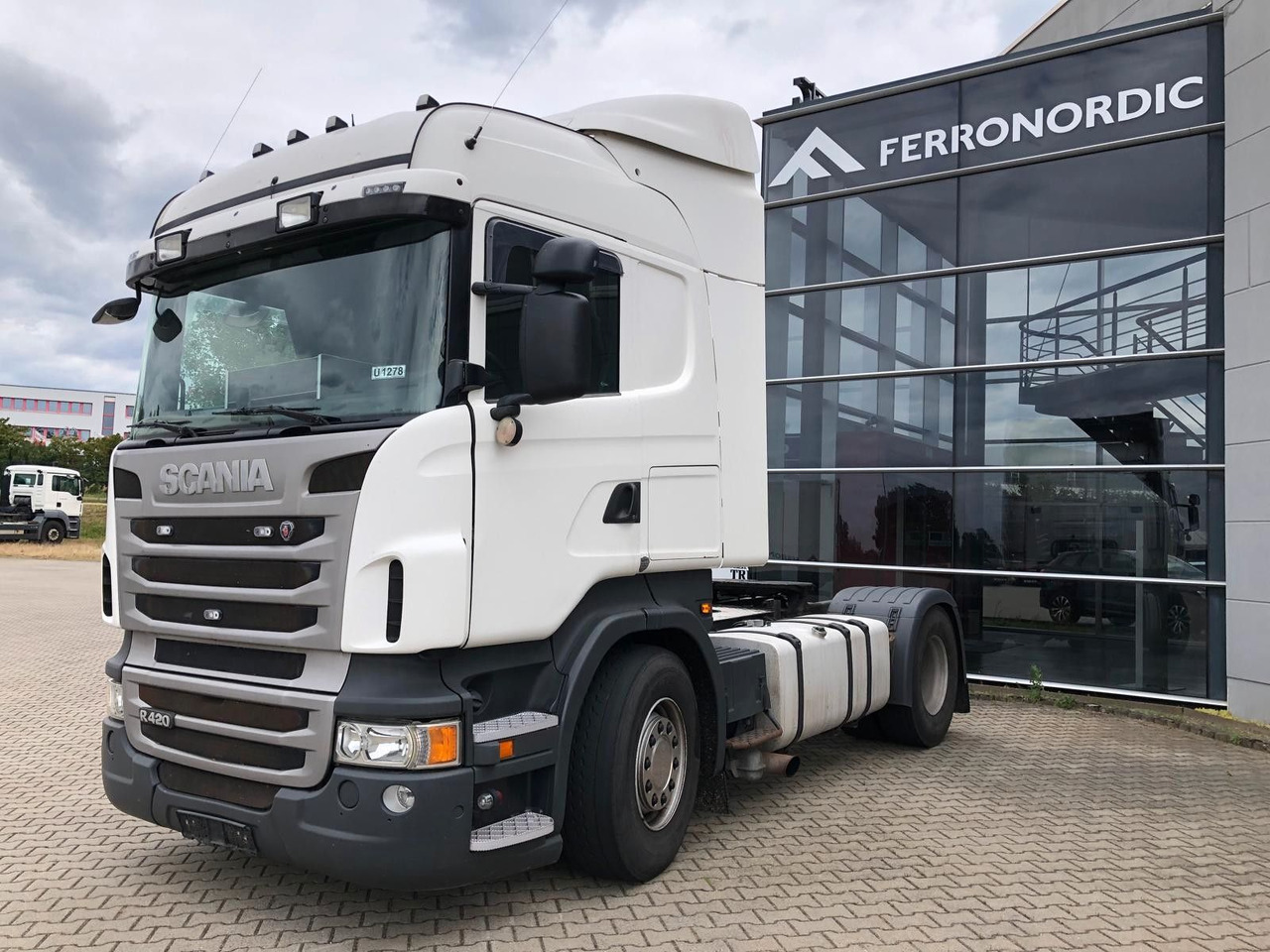 Scania R420 PTO*Automatik mit Kupplungspedale - Tractor unit: picture 2 Scania R420 PTO*Automatik mit Kupplungspedale - Tractor unit: picture 2