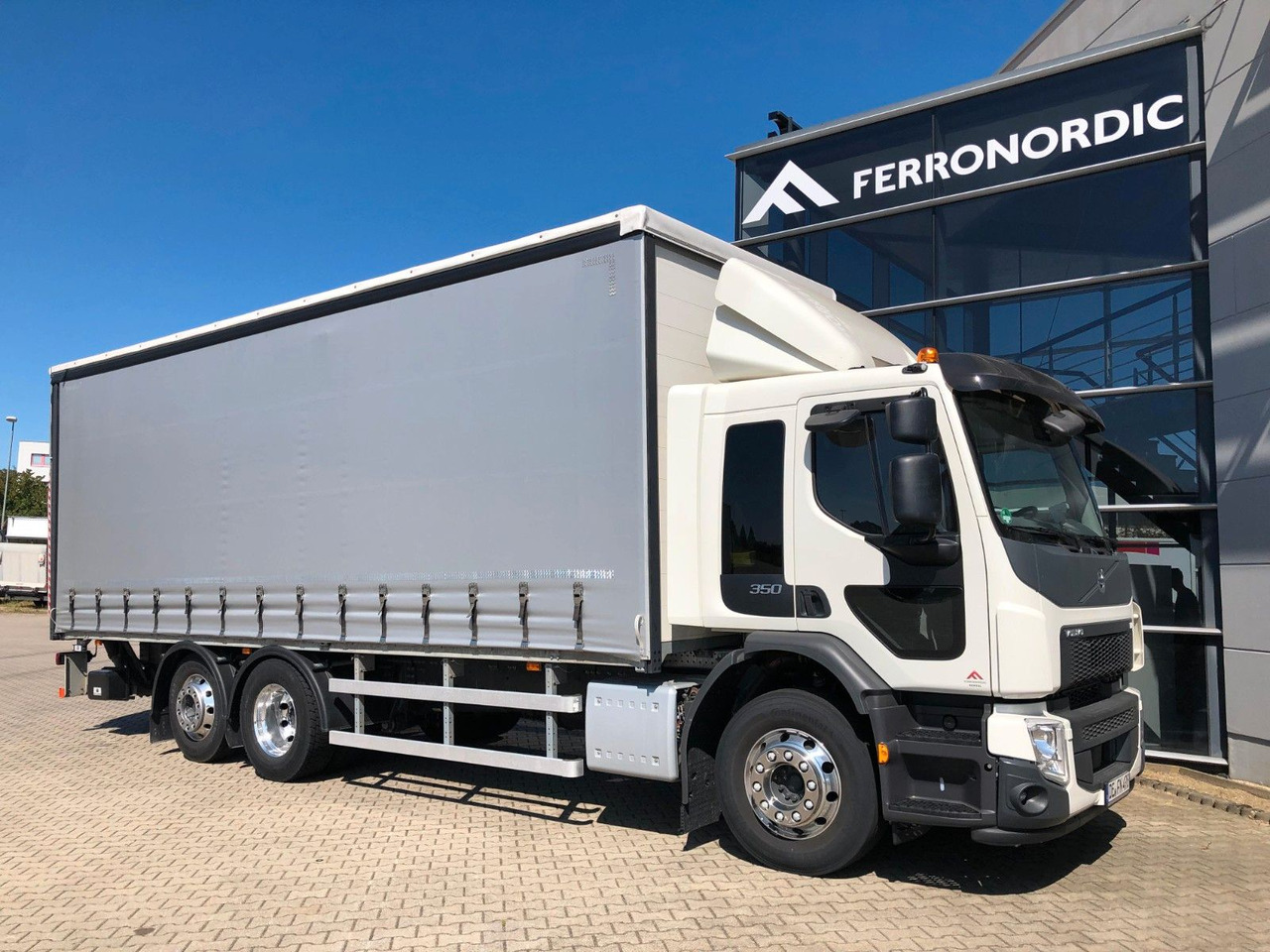 Volvo FE 350 26T 6x2 Lenkachse*ALU*LBW*EDSCHA - Curtain side truck: picture 1 Volvo FE 350 26T 6x2 Lenkachse*ALU*LBW*EDSCHA - Curtain side truck: picture 1
