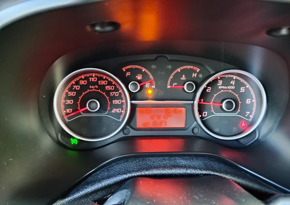 Panel van Fiat Doblo: picture 18