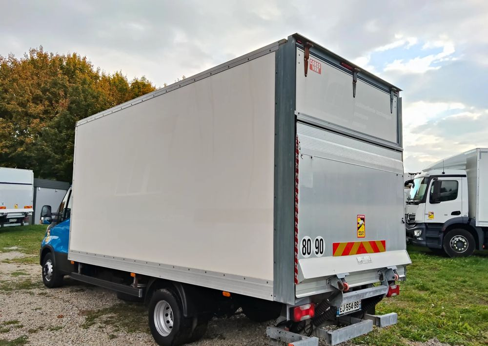 Iveco Daily 70C18 - Box truck: picture 4 Iveco Daily 70C18 - Box truck: picture 4