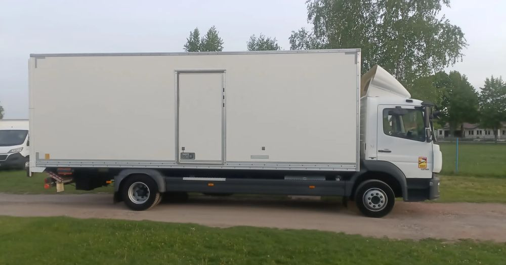 Mercedes-Benz Atego 1218 - Box truck: picture 4 Mercedes-Benz Atego 1218 - Box truck: picture 4