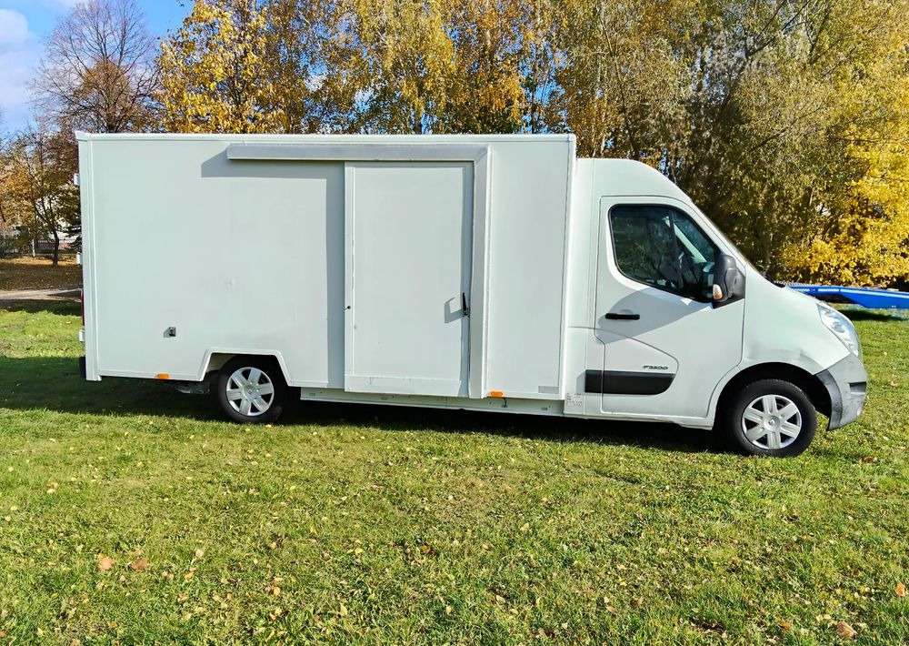 Renault Master - Closed box van: picture 4 Renault Master - Closed box van: picture 4