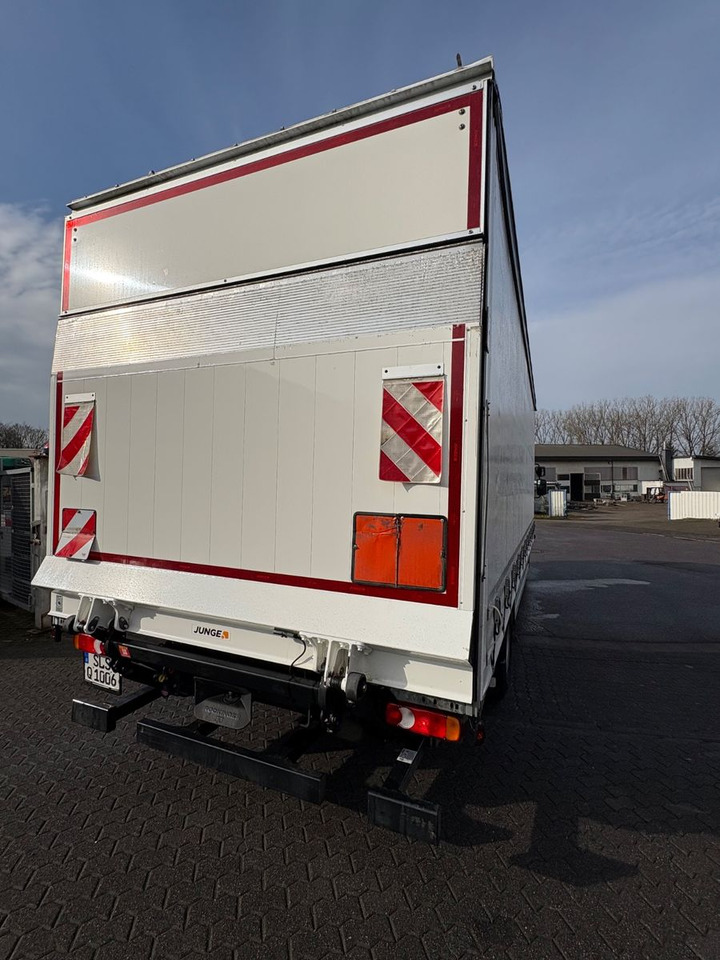 Renault D 16.280 Curtainsider - Curtain side truck: picture 5 Renault D 16.280 Curtainsider - Curtain side truck: picture 5