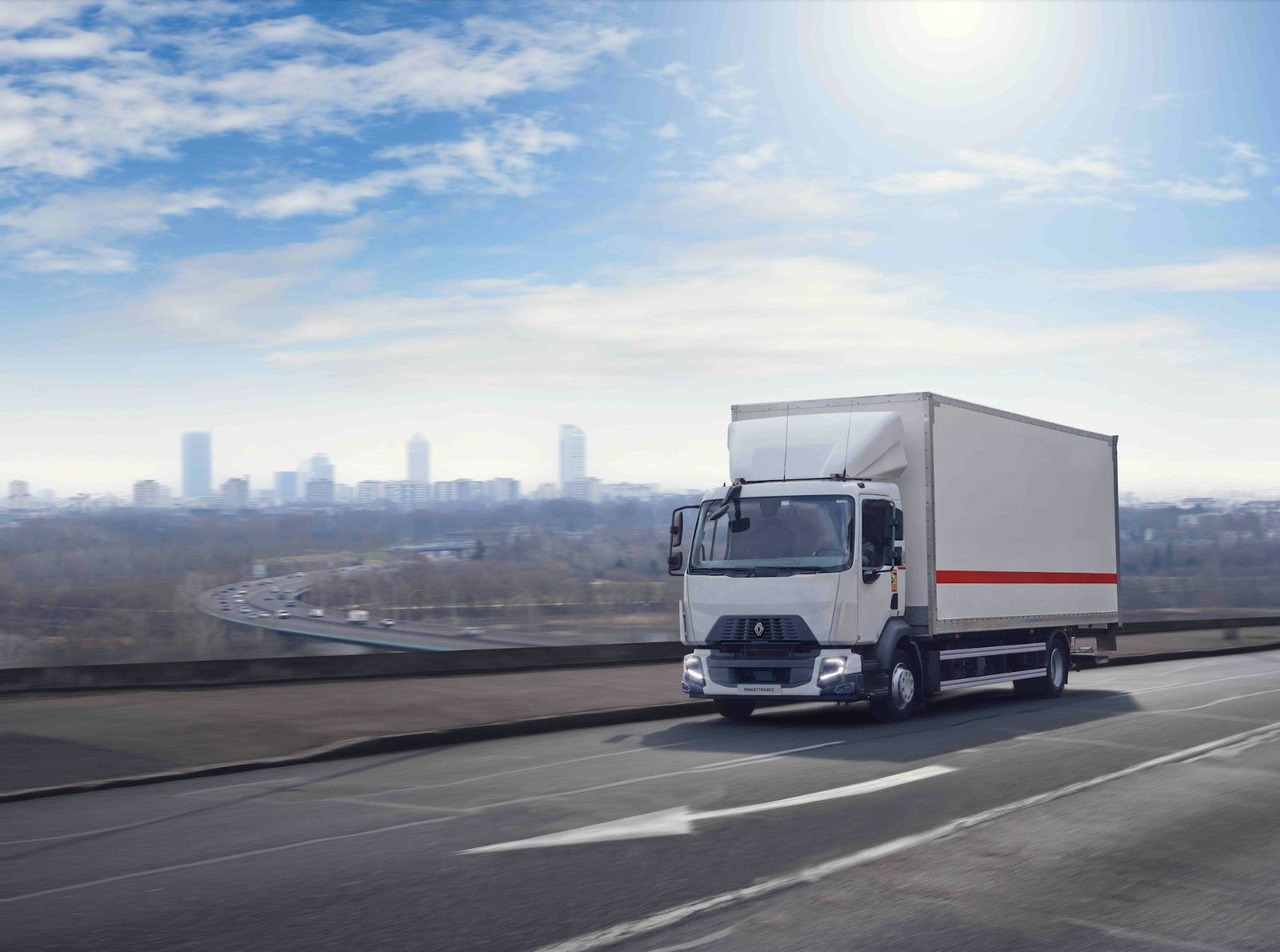 Renault D 16 4x2 Pritsche + Plane - Curtain side truck: picture 1 Renault D 16 4x2 Pritsche + Plane - Curtain side truck: picture 1