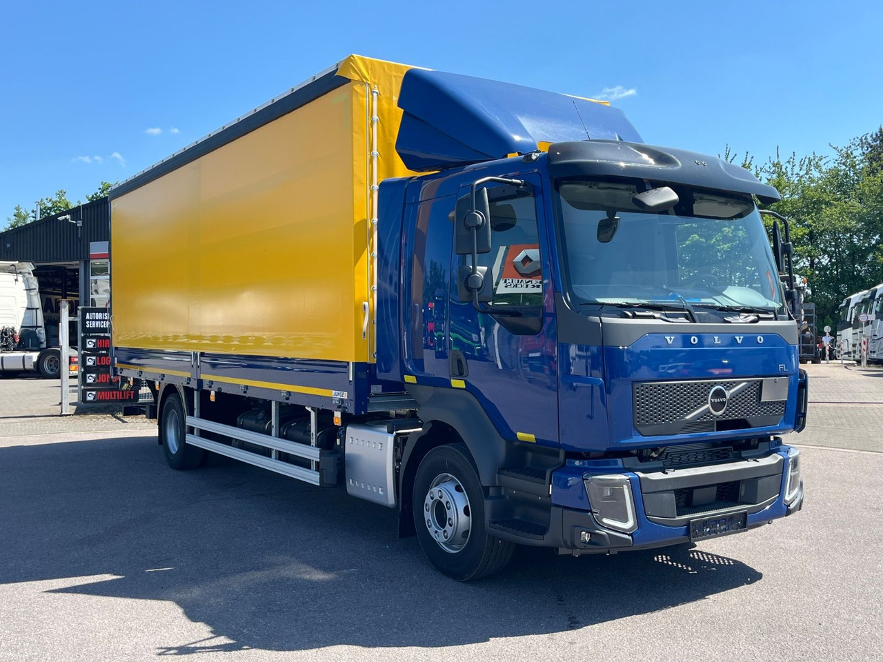 Volvo FL14.245 Junge Schiebeplane - Curtain side truck: picture 3 Volvo FL14.245 Junge Schiebeplane - Curtain side truck: picture 3