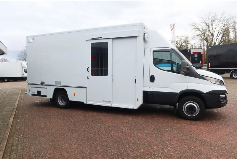 Iveco 72C180 Verkoopwagen !!Netto Prijs 22.500 euro!! - Commercial vehicle: picture 2 Iveco 72C180 Verkoopwagen !!Netto Prijs 22.500 euro!! - Commercial vehicle: picture 2