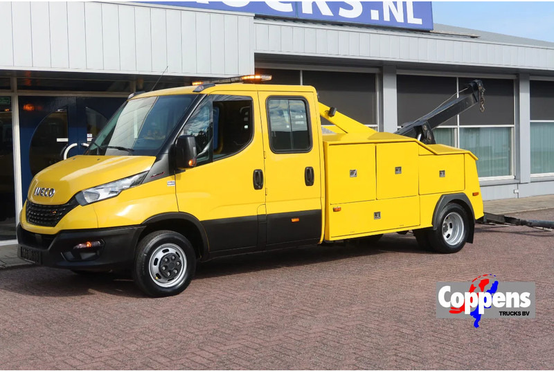 Iveco Daily 50 C 16 Recovery truck, bergingswagen, afsleepwagen. 6 persoons - Commercial vehicle, Combi van: picture 1 Iveco Daily 50 C 16 Recovery truck, bergingswagen, afsleepwagen. 6 persoons - Commercial vehicle, Combi van: picture 1