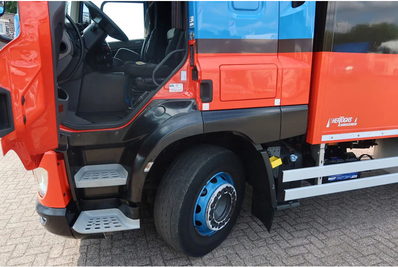 DAF CF 410 Bakwagen + DHollandia 2000kg Horsetruck Reacetruck Flowertruck - Box truck: picture 5 DAF CF 410 Bakwagen + DHollandia 2000kg Horsetruck Reacetruck Flowertruck - Box truck: picture 5