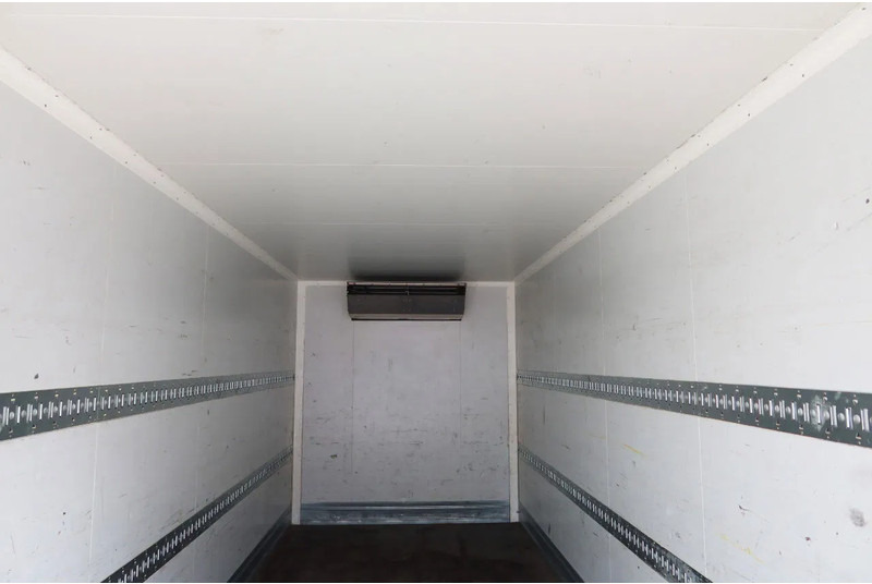 DAF LF 290 Koel/Vries+Klep 1500 kg Thermoking T 600R - Refrigerator truck: picture 4 DAF LF 290 Koel/Vries+Klep 1500 kg Thermoking T 600R - Refrigerator truck: picture 4