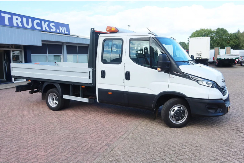Iveco Daily 35C16 HI Matic Dubbele cabine open 7 persoons uitvoering. Dubbel lucht achter as. 3.0 L motor - Open body delivery van, Combi van: picture 2 Iveco Daily 35C16 HI Matic Dubbele cabine open 7 persoons uitvoering. Dubbel lucht achter as. 3.0 L motor - Open body delivery van, Combi van: picture 2