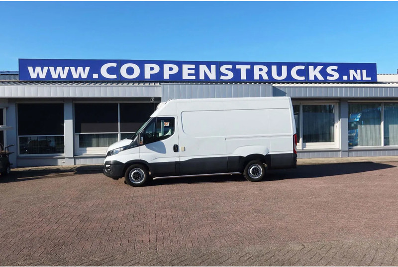 Iveco Daily 35S12 Koel/vries + Stekker 220 volt L2/h2 thermoking - Refrigerated delivery van: picture 4 Iveco Daily 35S12 Koel/vries + Stekker 220 volt L2/h2 thermoking - Refrigerated delivery van: picture 4