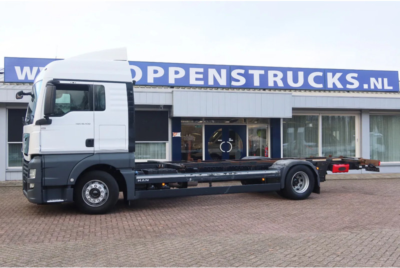 MAN TGX 18 .340 4x2 Full air Chassis, twist locks - Cab chassis truck: picture 3 MAN TGX 18 .340 4x2 Full air Chassis, twist locks - Cab chassis truck: picture 3