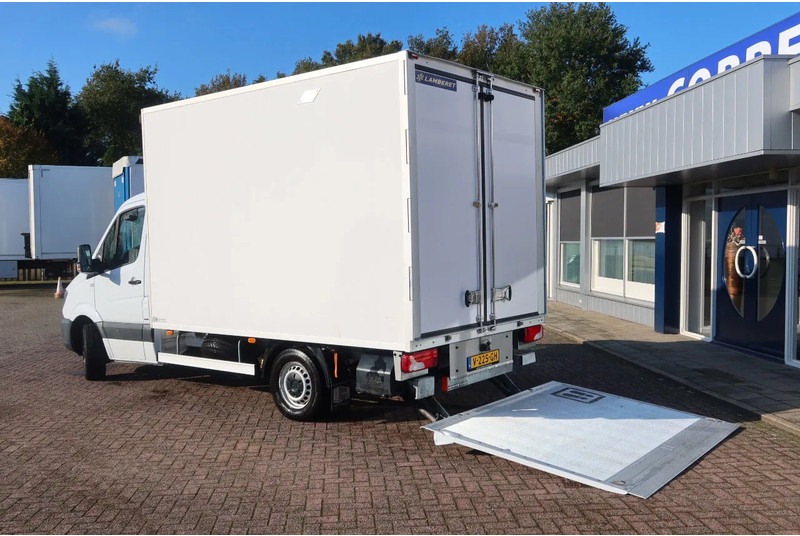 Mercedes-Benz Sprinter 316 CDI Carrier Koel/Vries Bak+Klep. Dag en nacht aansluiting - Refrigerated delivery van: picture 3 Mercedes-Benz Sprinter 316 CDI Carrier Koel/Vries Bak+Klep. Dag en nacht aansluiting - Refrigerated delivery van: picture 3