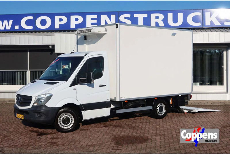 Mercedes-Benz Sprinter 316 CDI Carrier Koel/Vries Bak+Klep. Dag en nacht aansluiting - Refrigerated delivery van: picture 1 Mercedes-Benz Sprinter 316 CDI Carrier Koel/Vries Bak+Klep. Dag en nacht aansluiting - Refrigerated delivery van: picture 1