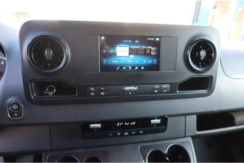 Panel van Mercedes-Benz Sprinter 317 CDI L3/H2 Automaat: picture 10