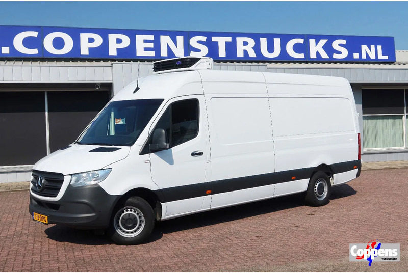 Mercedes-Benz Sprinter 317 Koel/Vries/Verwarmen met nachtaansluiting 220 volt. AUTOMAAT! - Refrigerated delivery van: picture 1 Mercedes-Benz Sprinter 317 Koel/Vries/Verwarmen met nachtaansluiting 220 volt. AUTOMAAT! - Refrigerated delivery van: picture 1
