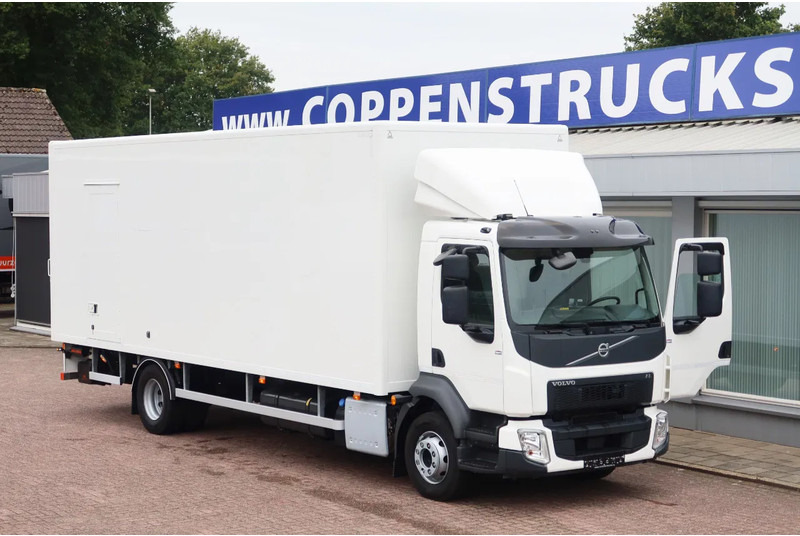 Volvo FL 250 Bakwagen + Dhollandia 1500 kg - Box truck: picture 2 Volvo FL 250 Bakwagen + Dhollandia 1500 kg - Box truck: picture 2