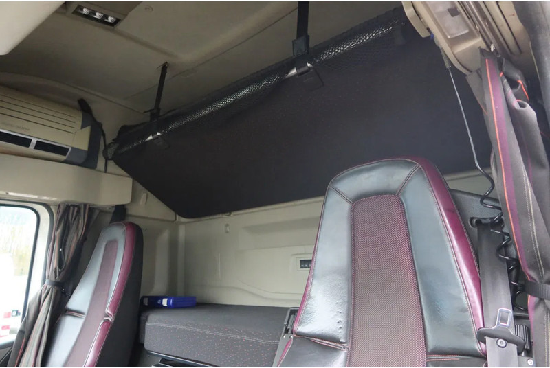 Volvo FM 340 Geïsoleerd Dak DHollandia 3000 kg - Box truck: picture 5 Volvo FM 340 Geïsoleerd Dak DHollandia 3000 kg - Box truck: picture 5