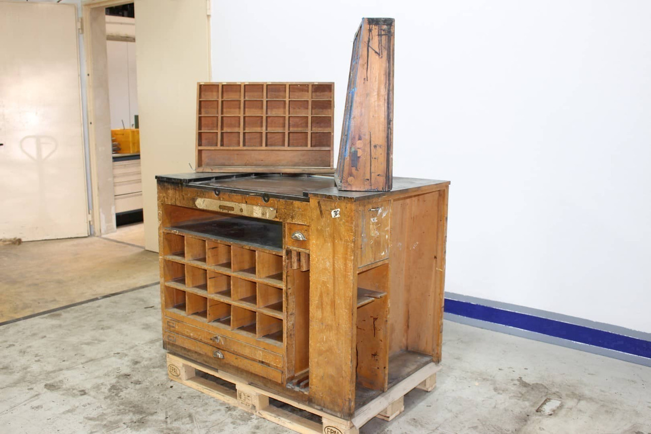 Bayer Letters Cabinet - Printing machinery: picture 3 Bayer Letters Cabinet - Printing machinery: picture 3