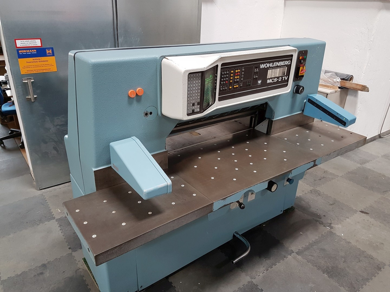 Wohlenberg 92 MCS2-TV - Paper cutting machine: picture 3 Wohlenberg 92 MCS2-TV - Paper cutting machine: picture 3