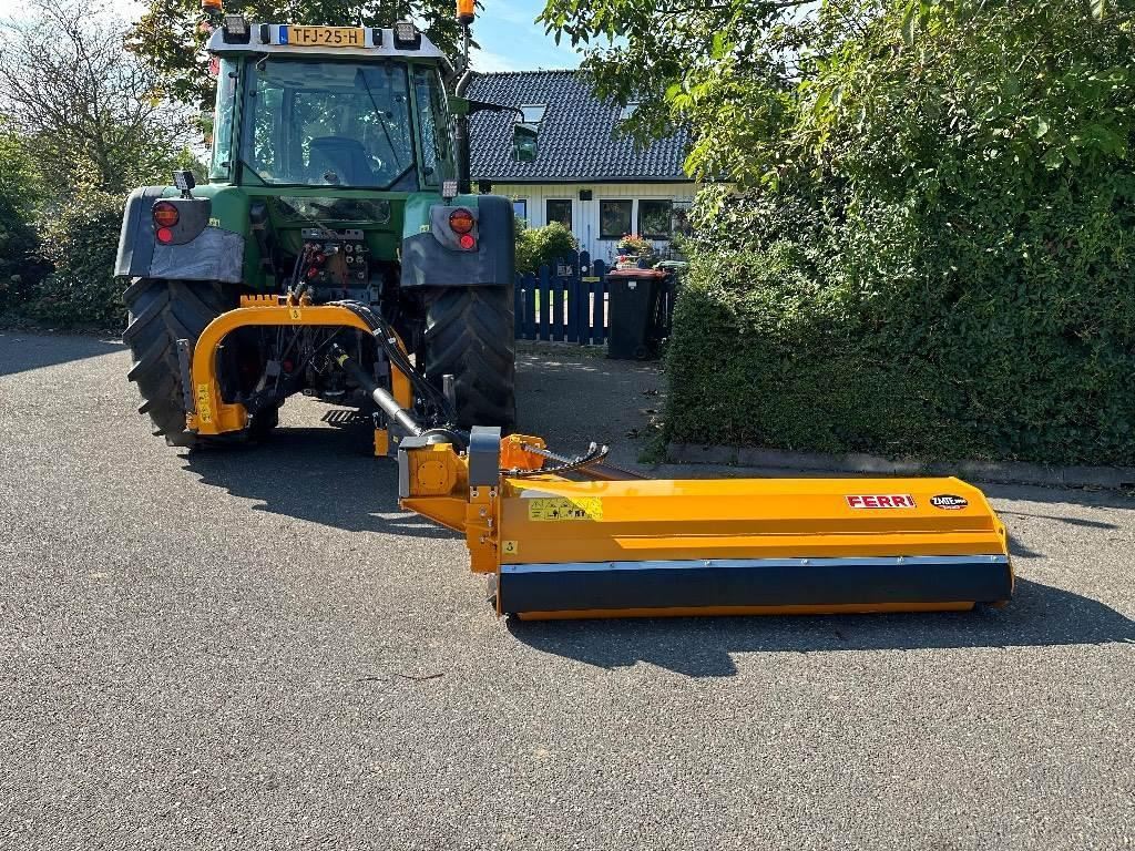 Ferri ZMTE 2000 PRO (bj 2023) - Verge mower: picture 1 Ferri ZMTE 2000 PRO (bj 2023) - Verge mower: picture 1