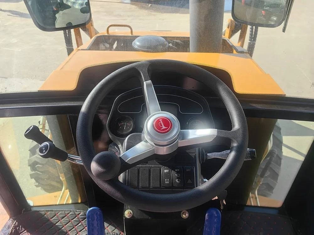 Backhoe loader CAT 420F: picture 8 Backhoe loader CAT 420F: picture 8