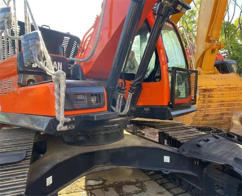 Doosan DX300LC-9C - Crawler excavator: picture 2 Doosan DX300LC-9C - Crawler excavator: picture 2