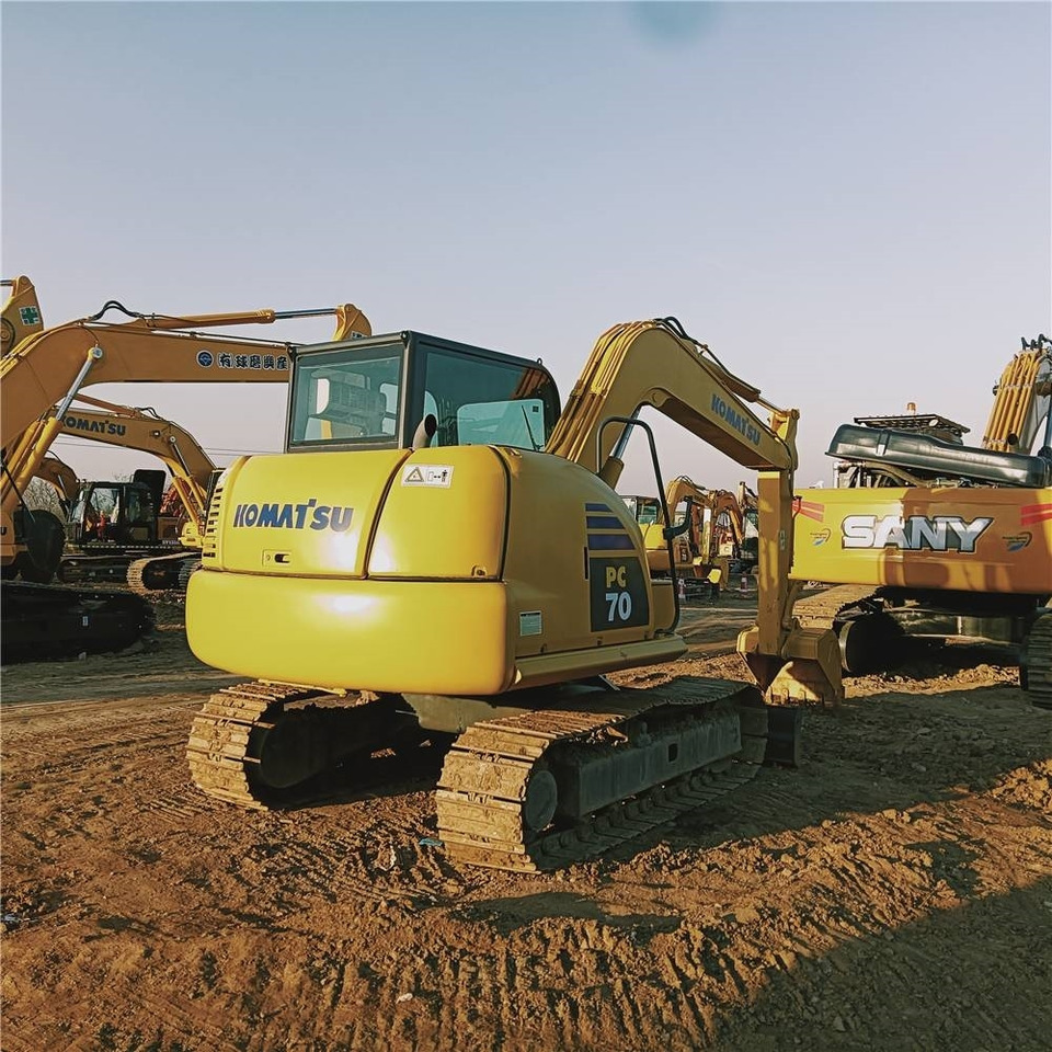 Komatsu PC70-8 - Mini excavator: picture 5 Komatsu PC70-8 - Mini excavator: picture 5