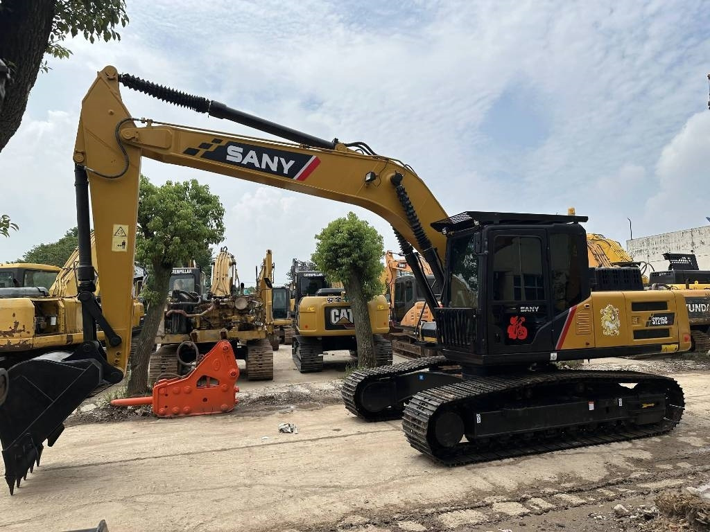 Sany SY215C - Crawler excavator: picture 3 Sany SY215C - Crawler excavator: picture 3