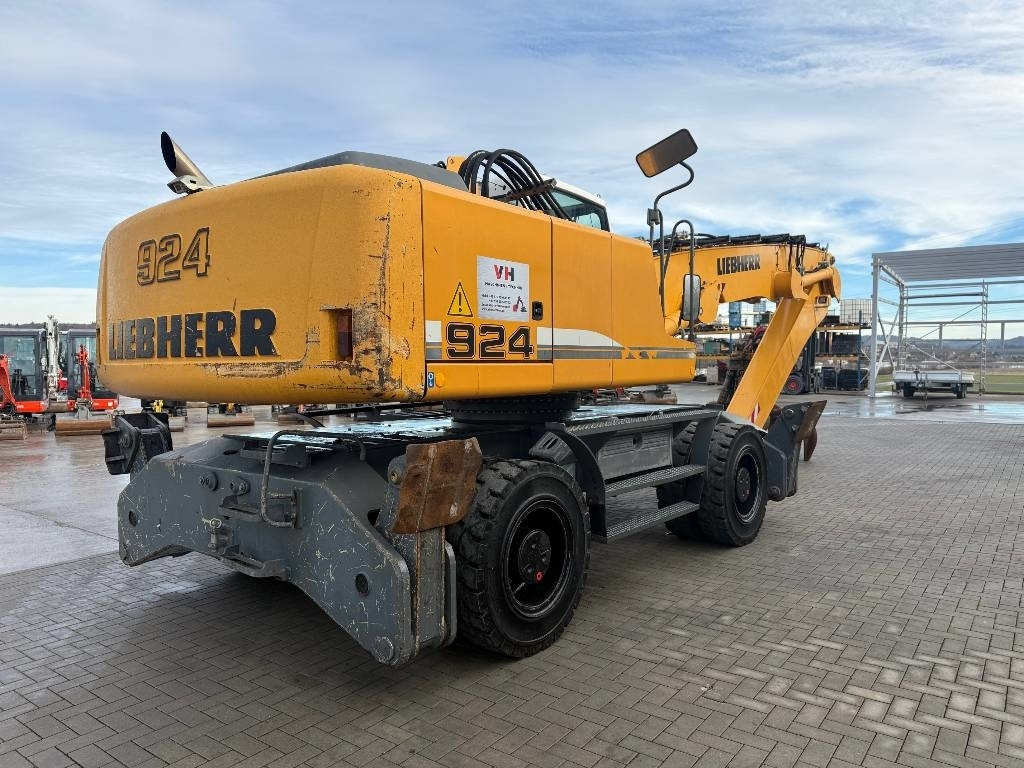 Liebherr A 924 C Litronic - Waste/ Industry handler: picture 5 Liebherr A 924 C Litronic - Waste/ Industry handler: picture 5