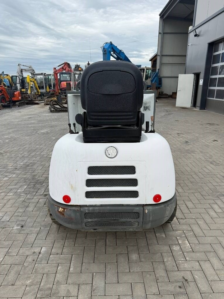 Neuson TD18 - Crawler dumper: picture 5 Neuson TD18 - Crawler dumper: picture 5