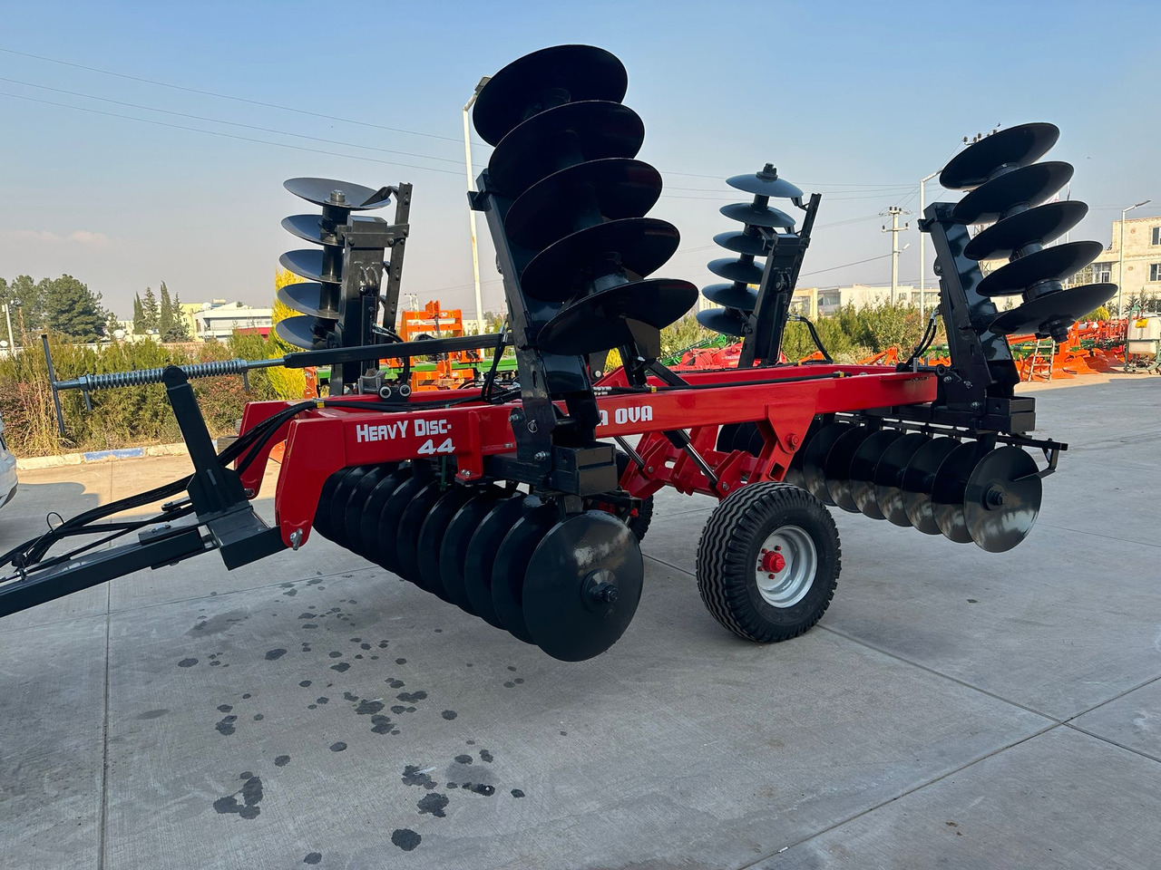 SOIL MASTER FOLDABLE TYPE GOBLE DISC HARROW - Disc harrow: picture 1 SOIL MASTER FOLDABLE TYPE GOBLE DISC HARROW - Disc harrow: picture 1