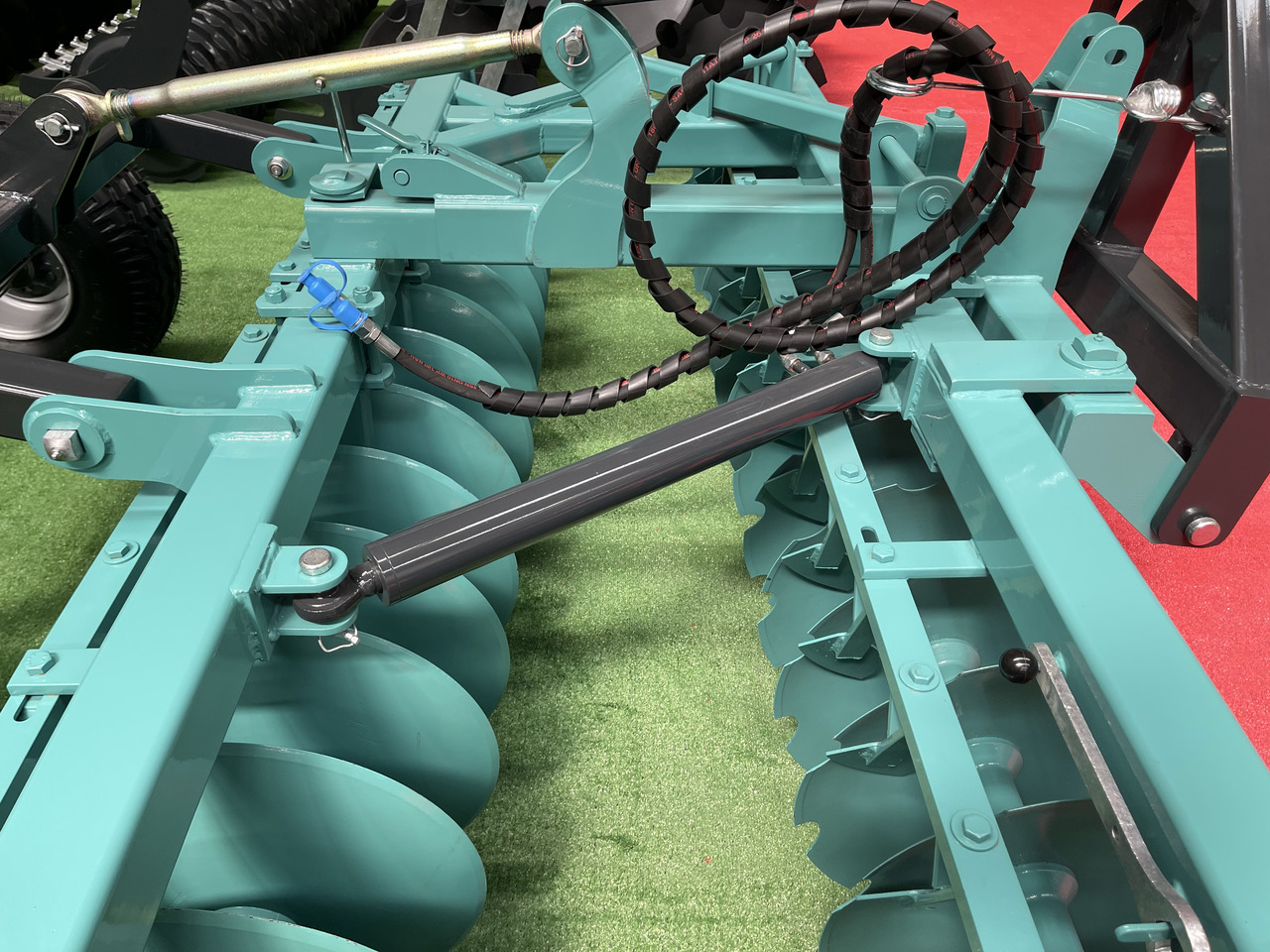 SOIL MASTER _MOUNTED AND TRAILED TYPE HEAVY DUTY DISC HARROW - Disc harrow: picture 5 SOIL MASTER _MOUNTED AND TRAILED TYPE HEAVY DUTY DISC HARROW - Disc harrow: picture 5