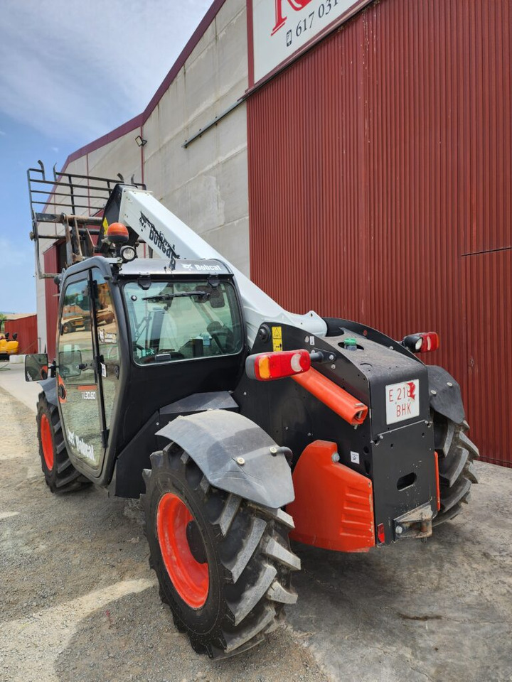 BOBCAT TL30.60DA - Telescopic handler: picture 3 BOBCAT TL30.60DA - Telescopic handler: picture 3