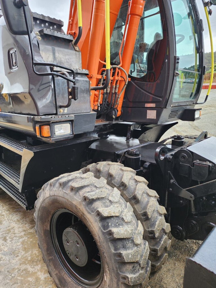 HITACHI ZX140W-6 - Wheel excavator: picture 4 HITACHI ZX140W-6 - Wheel excavator: picture 4