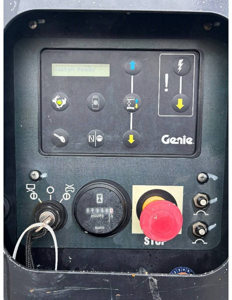 Genie GS 2669 RT - 10m Diesel Scherenarbeitsbühne 4x4 - Scissor lift: picture 4 Genie GS 2669 RT - 10m Diesel Scherenarbeitsbühne 4x4 - Scissor lift: picture 4