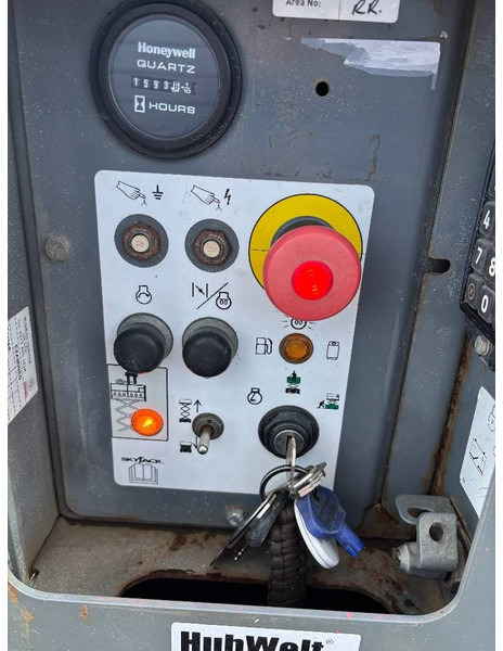 Skyjack SJ6832RT - 11,70m Diesel Scherenarbeitsbühne - Scissor lift: picture 5 Skyjack SJ6832RT - 11,70m Diesel Scherenarbeitsbühne - Scissor lift: picture 5