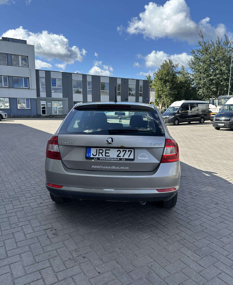 Skoda Rapid - Estate car: picture 3 Skoda Rapid - Estate car: picture 3