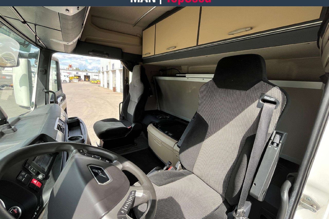 Tractor unit MAN TGX 18.470 4x2 Retarder (8520): picture 8