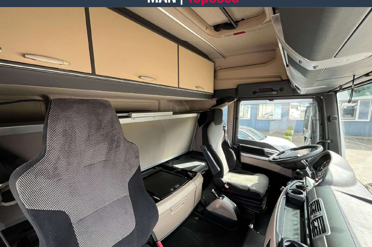 Tractor unit MAN TGX 18.470 4x2 Retarder (8520): picture 10